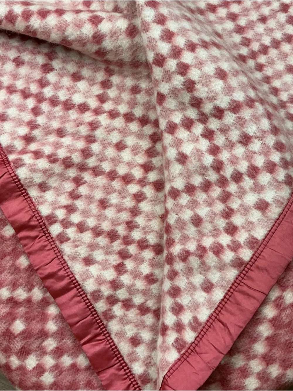 Vintage wool reversible red and cream geometric design blanket 70 x 80